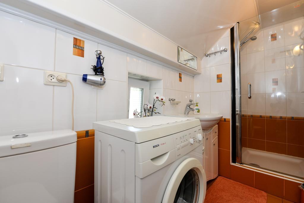 Guesthouse "Nakvyne Pas Zveja" Nagliu Street Nida Ngoại thất bức ảnh